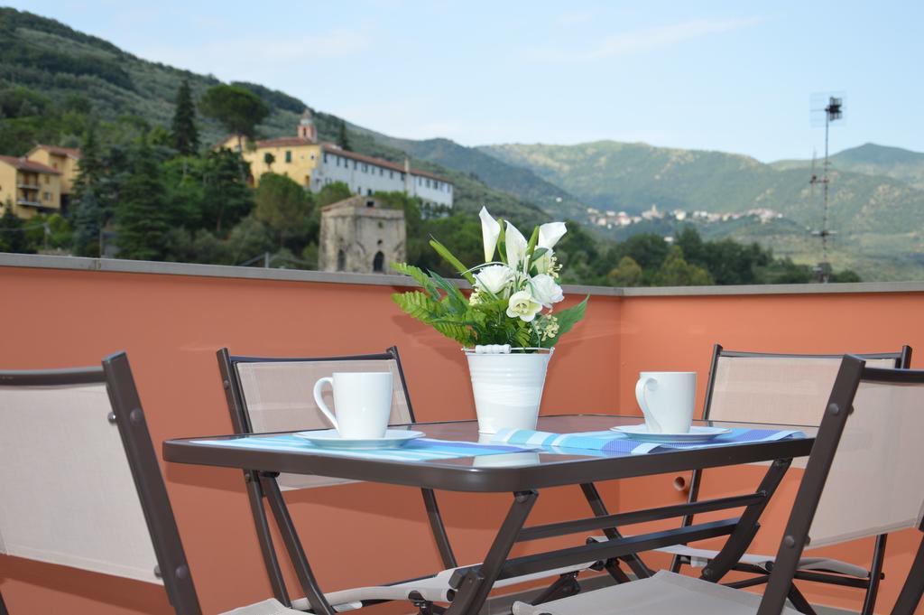 Il Cuore Del Borgo - Holiday Home Borgomaro Exterior photo